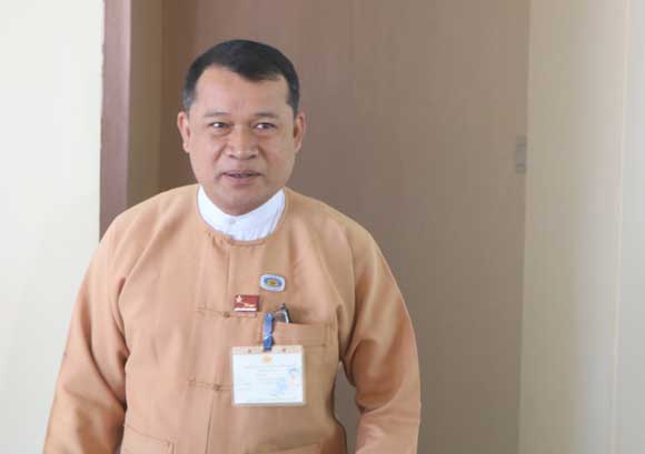 တနင်္သာရီတိုင်းဝန်ကြီးချုပ် ဦးမြင့်မောင်