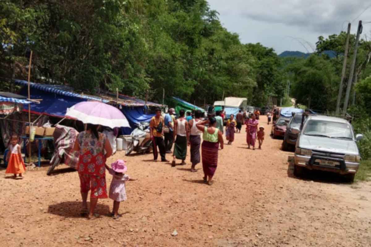 ထီးခီးနယ်စပ်မှတစ်ဆင့် စားနပ်ရိက္ခာတင်သွင်းခွင့် ထိုင်းခွင့်မပြု