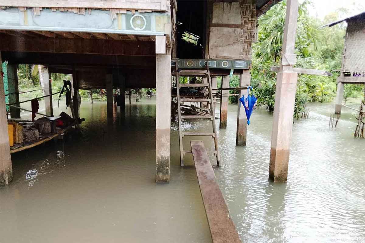 တနင်္သာရီမြစ်ရေတက်ပြီး ကျေးရွာအချို့ ရေကြီးပြီး ဒေသခံအချို့ ပြောင်းရွှေ့