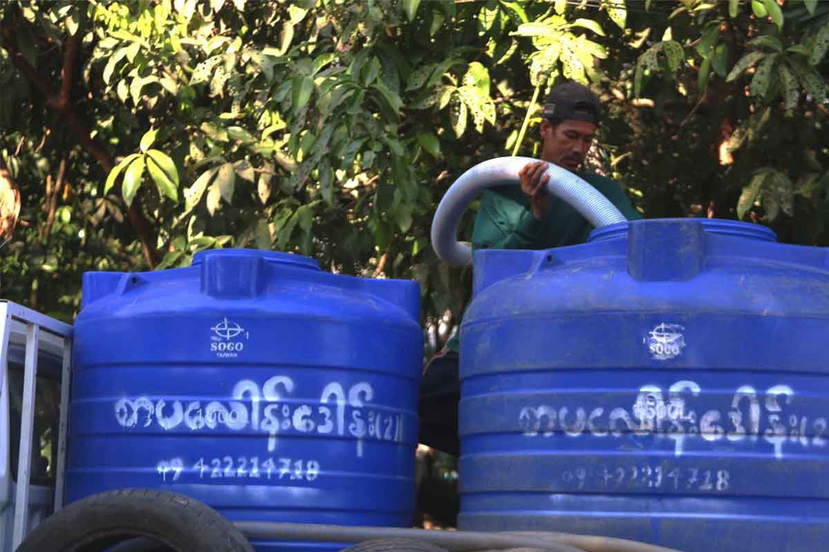 မြိတ်တွင် စက်သုံးဆီဈေးနှင့်အတူ တက်ခဲ့သော သောက်သုံးရေဈေး ပြန်မကျ