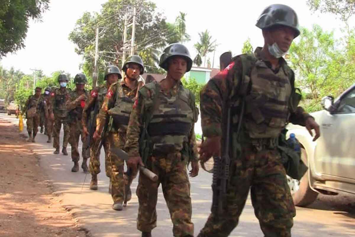 သရက်ချောင်း ညောင်ဇင်၊ ကြာအင်းကျေးရွာဘက်သို့ စစ်အာဏာရှင်တပ်စစ်ကြောင်းထိုးနေ